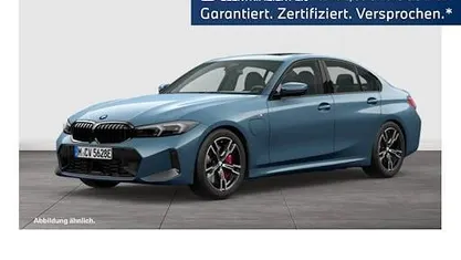 Gebraucht BMW 330e M Sport 292 PS (214 kW) 2025 Blau Limousine
