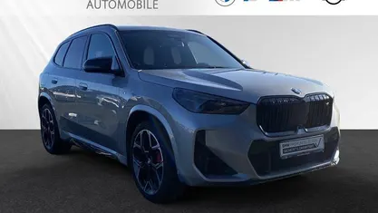 Spacesilber metallic Gebraucht 2025 BMW X1 Efficient Dynamics SUV | 54.754 € (Fairer Preis)