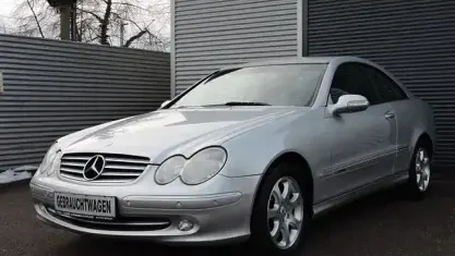 Gebraucht Mercedes CLK320 Elegance 218 PS (160 kW) 2003 Silber Coupé