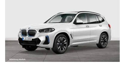 Gebraucht BMW iX3 Sport Line 210 kW (286 PS) 2023 Weiß SUV