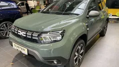 Safarigrüngrau Gebraucht 2023 Dacia Duster Journey SUV | 23.390 € (Fairer Preis)