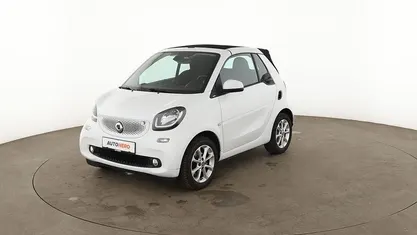 Gebraucht Smart ForTwo Cabrio Passion 71 PS (52 kW) 2019 Weiß Cabrio