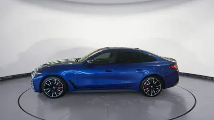 Gebraucht BMW i4 Performance 400 kW (544 PS) 2023 M portimao blau metallic Limousine