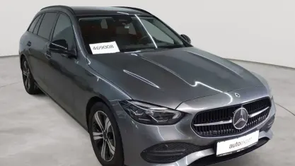 Używany Mercedes C220 Avantgarde 200 KM (147 kW) 2023 Szary Kombi
