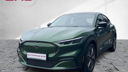 Nuova Ford Mustang Mach-E Basis 197 kW (269 CV) 2025 Verde SUV