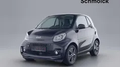 Schwarz Gebraucht 2023 Smart ForTwo Electric Drive Exclusive Kleinwagen | 15.900 € (Fairer Preis)
