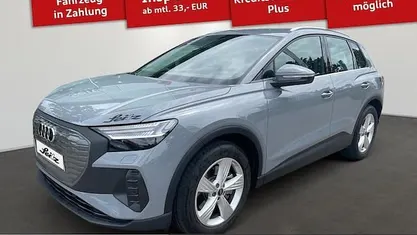 Grau Gebraucht 2023 Audi Q4 e-tron Comfort SUV | 35.949 € (Fairer Preis)