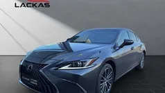 Weiß Neu 2025 Lexus ES300H Business Edition Limousine | 48.990 € (Teuer)