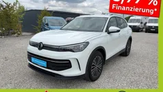 Pure white Gebraucht 2024 VW Tiguan Life SUV | 34.500 € (Fairer Preis)
