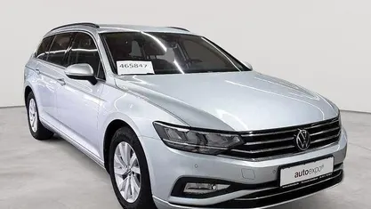 Gebraucht VW Passat Business 122 PS (89 kW) 2022 Scale silver metallic Kombi