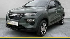Grün Gebraucht 2023 Dacia Spring Essentiel Kleinwagen | 11.980 € (Guter Preis)