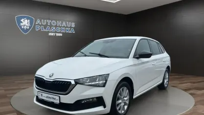 Gebraucht Skoda Scala Ambition 116 PS (85 kW) 2019 Candyweiß Kleinwagen