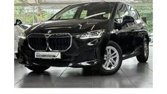 Schwarz Gebraucht 2022 BMW 220 Active Tourer Van / Kleinbus | 28.880 € (Fairer Preis)