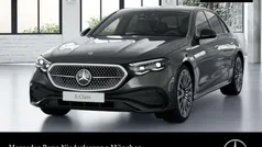 Grau Gebraucht 2025 Mercedes E200 AMG line Limousine | 62.500 € (Fairer Preis)