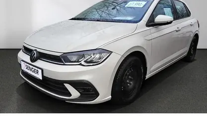 Gebraucht VW Polo Life 95 PS (69 kW) 2023 Ascotgrau Kleinwagen
