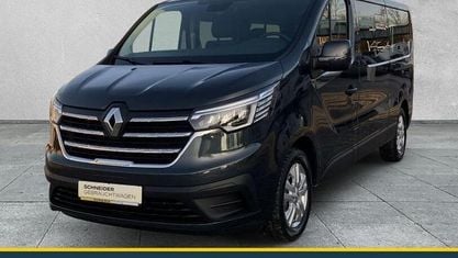 Gebraucht Renault Trafic Life 170 PS (125 kW) 2023 Grau Van / Kleinbus
