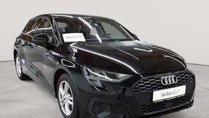 Brillantschwarz Gebraucht 2021 Audi A3 Kombi | 19.190 € (Superpreis)