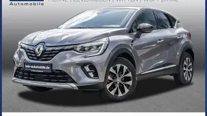 Gebraucht Renault Captur Techno 158 PS (116 kW) 2023 Grau SUV