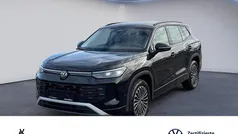 Grenadillschwarz metallic Gebraucht 2025 VW Tayron Life SUV | 47.995 € (Guter Preis)