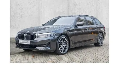 Gebraucht BMW 530 Shadowline 286 PS (210 kW) 2022 Kombi