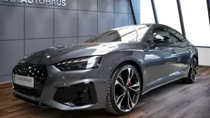 Gebraucht Audi A5 Sportback S-Line 204 PS (150 kW) 2023 Grau Kleinwagen