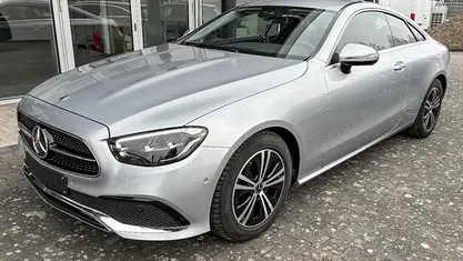 Second-hand Mercedes E200 Avantgarde 197 CP (144 kW) 2022 Coupe