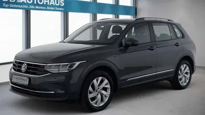 Gebraucht VW Tiguan Life 150 PS (110 kW) 2024 Grau SUV