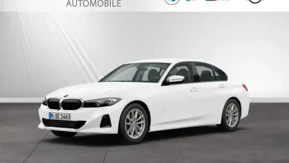 Gebraucht BMW 318 Comfort Edition 156 PS (114 kW) 2025 Alpinweiss Limousine