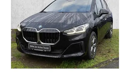 Neu BMW 218 136 PS (100 kW) 2025 Schwarz Van / Kleinbus