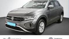 Gebraucht 2024 VW T-Roc Life SUV | 31.890 € (Fairer Preis)
