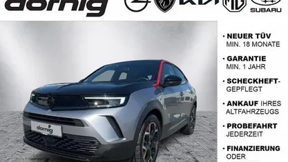 Quarz silber (metallic) Gebraucht 2021 Opel Mokka-e GS Line SUV | 17.200 € (Fairer Preis)