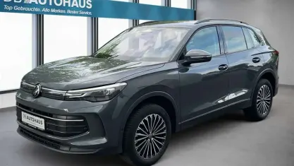Gebraucht VW Tiguan Life 193 PS (141 kW) 2024 Grau SUV