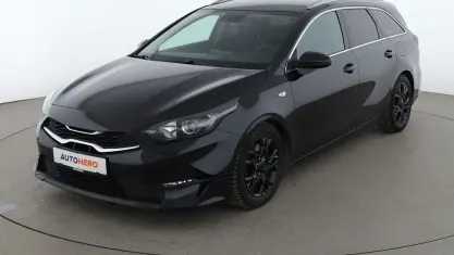 Gebraucht Kia Ceed Vision 160 PS (117 kW) 2022 Schwarz Kleinwagen