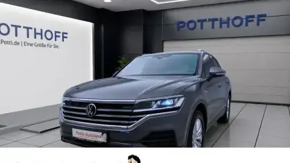 Gebraucht VW Touareg Basis 286 PS (210 kW) 2022 Grau SUV