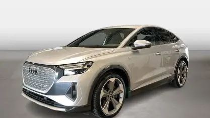 Gebraucht Audi Q4 Sportback e-tron Advanced Plus 219 kW (299 PS) 2022 Florettsilber metallic SUV