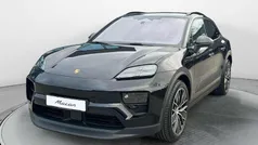 Schwarz Gebraucht 2025 Porsche Macan 4 Electric SUV | 85.200 € (Fairer Preis)