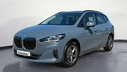 Gebraucht BMW 220 Active Tourer Shadowline 170 PS (125 kW) 2025 Grau Van / Kleinbus