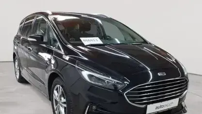 Gebraucht Ford S-MAX Titanium 150 PS (110 kW) 2021 Obsidianschwarz metallic Van / Kleinbus