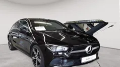 Nachtschwarz Gebraucht 2022 Mercedes CLA220 Shooting Brake Progressive Kombi | 28.990 € (Fairer Preis)