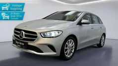 Iridiumsilber metallic Gebraucht 2022 Mercedes B180 Progressive Van / Kleinbus | 28.980 € (Fairer Preis)