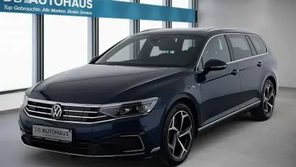 Gebraucht VW Passat GTE 218 PS (160 kW) 2022 Blau Kombi