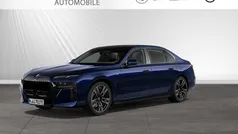 Blau Gebraucht 2025 BMW i7 Executive Limousine | 91.800 € (Fairer Preis)