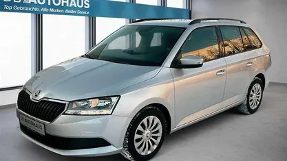 Silber Gebraucht 2022 Skoda Fabia Ambition Kombi | 15.970 € (Fairer Preis)