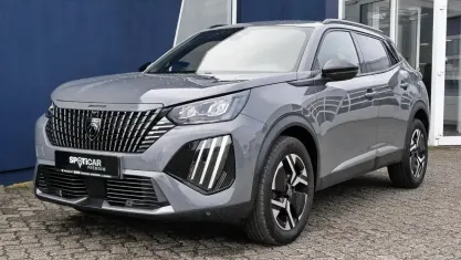 Używany Peugeot 2008 Allure 131 KM (96 kW) 2024 Szary SUV