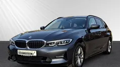 Gebraucht 2022 BMW 318 Sport Line Kombi | 23.998 € (Guter Preis)