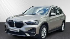 Silber Gebraucht 2021 BMW X1 Advantage SUV | 22.990 € (Fairer Preis)