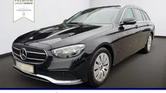 Schwarz Gebraucht 2022 Mercedes E220 Avantgarde Limousine | 32.990 € (Superpreis)