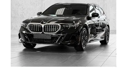 Gebraucht 2025 BMW 520 M Sport Kombi | 59.900 € (Fairer Preis)