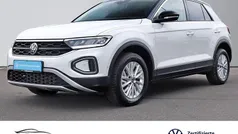 Weiß Gebraucht 2024 VW T-Roc Life SUV | 29.880 € (Guter Preis)