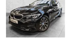 Schwarz uni Gebraucht 2022 BMW 320 Advantage Kombi | 24.990 € (Fairer Preis)